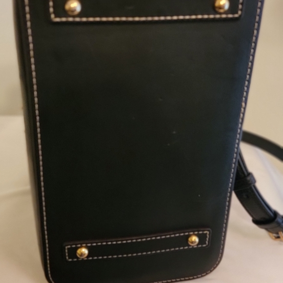 Dooney And Bourke W/ Matching Wallet - Picture 12 of 16